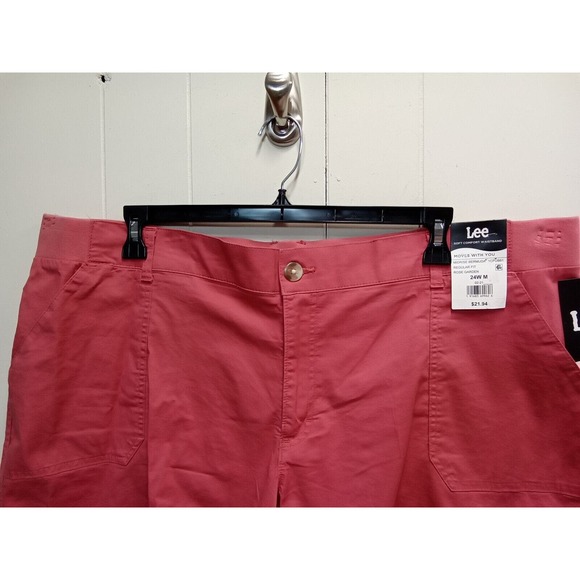 Lee Womens Midrise Bermuda Regular Fit Rose Garden Shorts (Size 24W) Nwt - Picture 7 of 16